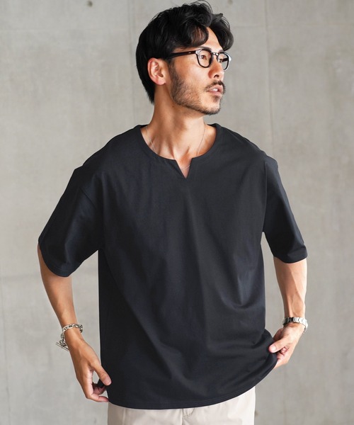 jiggys shop(ジギーズショップ)の「接触冷感 UVカット 吸汗速乾 プレーティング キーネック 半袖Tシャツ カットソー(Tシャツ/カットソー・メンズ・ホワイト/ブラック/ベージュ系その他/スミクロ・MEDIUM/LARGE/X-LARGE)」の3枚目の写真