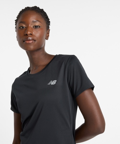 NEW BALANCE(ニューバランス)の「Sport ショートスリーブTシャツ(Tシャツ/カットソー・レディース・スモークピンク/ブラック/ネイビー・X-LARGE/LARGE/MEDIUM/SMALL)」の6枚目の写真