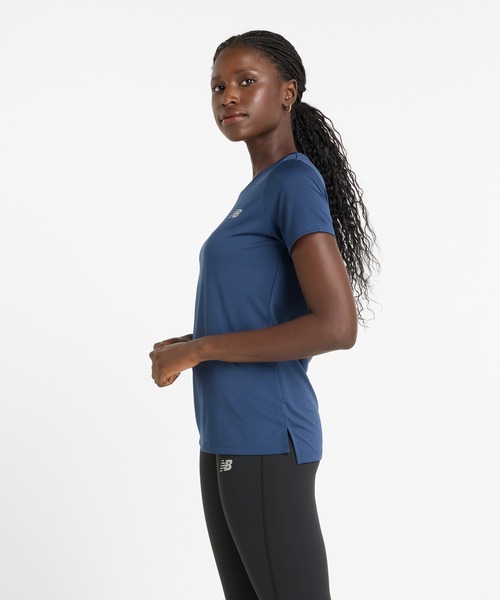 NEW BALANCE(ニューバランス)の「Sport ショートスリーブTシャツ(Tシャツ/カットソー・レディース・スモークピンク/ブラック/ネイビー・X-LARGE/LARGE/MEDIUM/SMALL)」の9枚目の写真