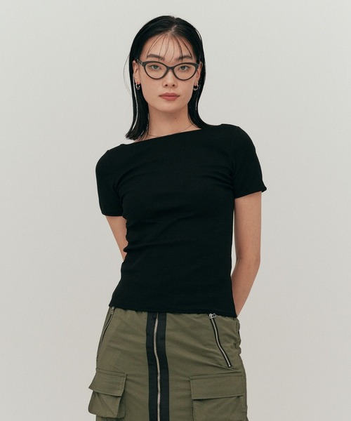 YOOU(ユー)の「ハーフスリーブTシャツ/2wayデザイン(Tシャツ/カットソー・レディース・ブラック/ネイビー/ブラウン・FREE)」の16枚目の写真