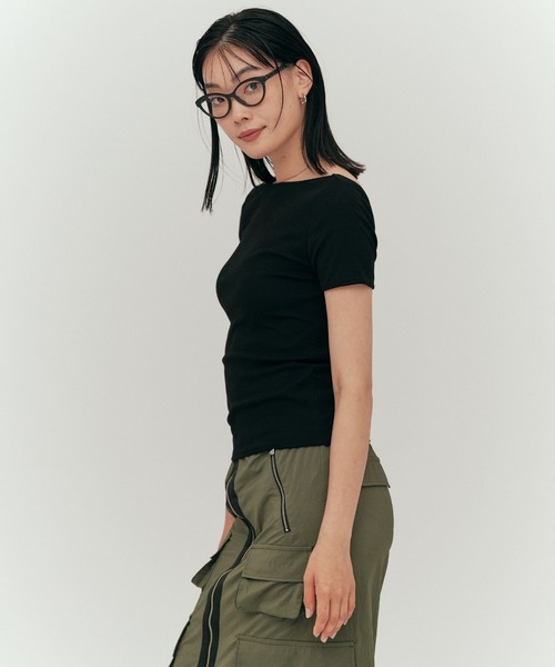 YOOU(ユー)の「ハーフスリーブTシャツ/2wayデザイン(Tシャツ/カットソー・レディース・ブラック/ネイビー/ブラウン・FREE)」の13枚目の写真