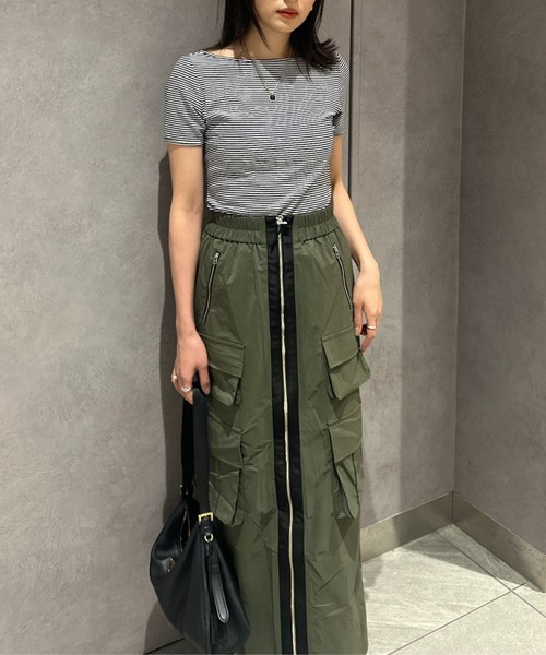 YOOU(ユー)の「ハーフスリーブTシャツ/2wayデザイン(Tシャツ/カットソー・レディース・ブラック/ネイビー/ブラウン・FREE)」の5枚目の写真