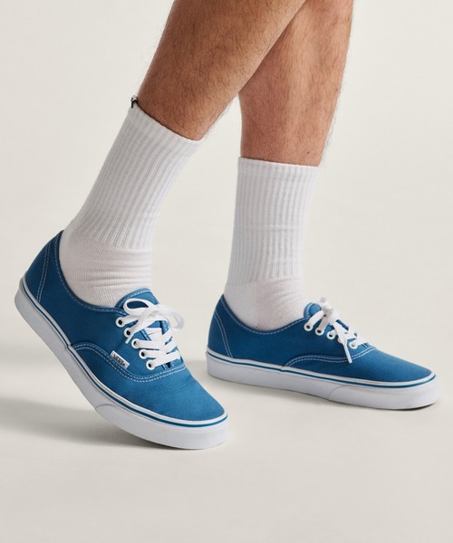 VANS（バンズ）の「オーセンティック（スニーカー・メンズ・ネイビー/ブラック×ホワイト/レッド/ホワイト/ブラック×ブラック/オフホワイト・4/4.5/5/5.5/6/6.5/7/7.5/8/8.5/9/9.5/10/10.5/11/11.5/12）」の5枚目の写真