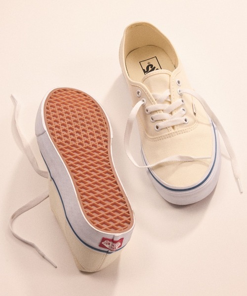 VANS（バンズ）の「オーセンティック（スニーカー・メンズ・ネイビー/ブラック×ホワイト/レッド/ホワイト/ブラック×ブラック/オフホワイト・4/4.5/5/5.5/6/6.5/7/7.5/8/8.5/9/9.5/10/10.5/11/11.5/12）」の16枚目の写真