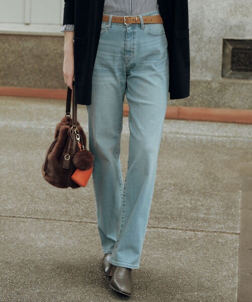 J.PRESS(ジェイプレス)の「【洗える】BASIC STRETCH DENIM ボーイフィット デニム(デニムパンツ・レディース・ダルブルー系/ホワイト系/スカイブルー系/ネイビー系・T17/T15/T13)」の2枚目の写真