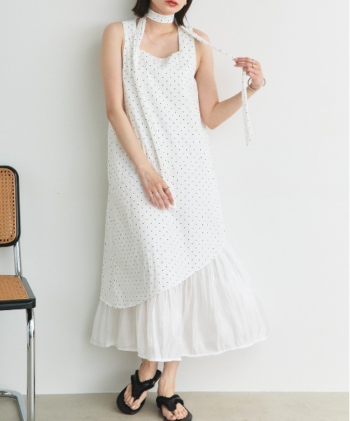 ad thie(アドティエ)の「リボン付き レイヤードデザイン ドットワンピース(ワンピース・レディース・オフホワイト/ブラック・FREE)」の5枚目の写真