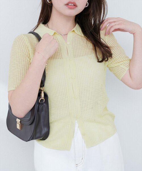natural couture(ナチュラルクチュール)の「【WEB限定】針抜きリブ衿付きカーディガン(カーディガン/ボレロ・レディース・ブラック/オフホワイト/イエロー/ブルー/ピンク系その他・FREE)」の4枚目の写真