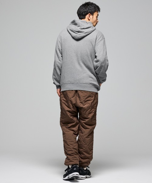 KRIFF MAYER(クリフメイヤー)の「ざっくり裏毛刺繍ジップパーカー(パーカー・メンズ・グレー/イエロー/ナチュラル/カラフル/ブラック・LARGE/X-LARGE/MEDIUM)」の16枚目の写真