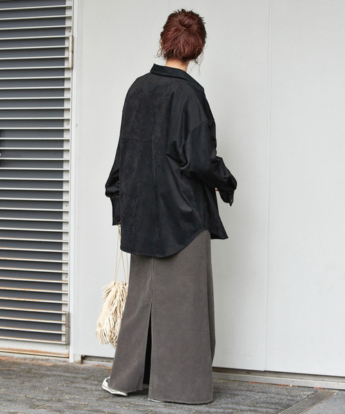 Simplicite（サンプリシテ）の「スウェードライクシャツ（シャツ/ブラウス・レディース・ブラック/キャメル・FREE）」の7枚目の写真
