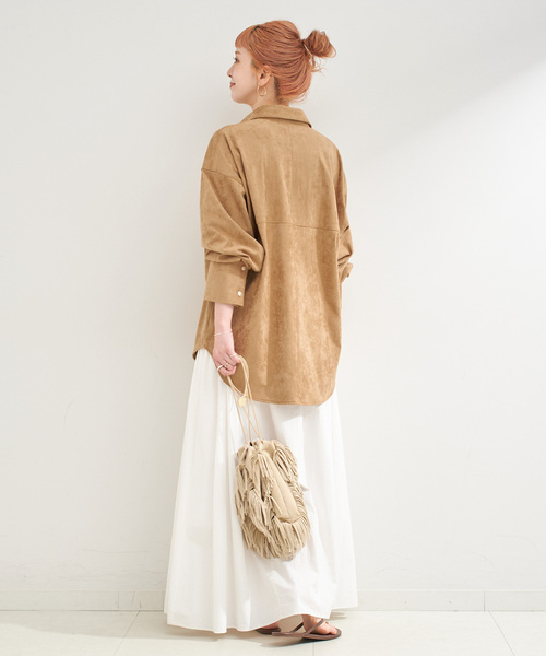 Simplicite（サンプリシテ）の「スウェードライクシャツ（シャツ/ブラウス・レディース・ブラック/キャメル・FREE）」の19枚目の写真