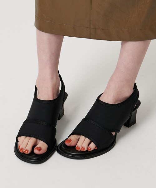 BEAUTY&YOUTH UNITED ARROWS（ビューティーアンドユースユナイテッドアローズ）の「ナイロン ポリウレタン カバー オープントゥ サンダル（サンダル・レディース・オリーブ/ブラック・37h/37/36h/36）」の3枚目の写真