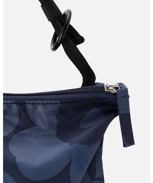 marimekko(マリメッコ)の「Unikko / Neat Crossbody L shoulder bag(ショルダーバッグ・レディース・ダークブルー/ベージュ・FREE)」の10枚目の写真