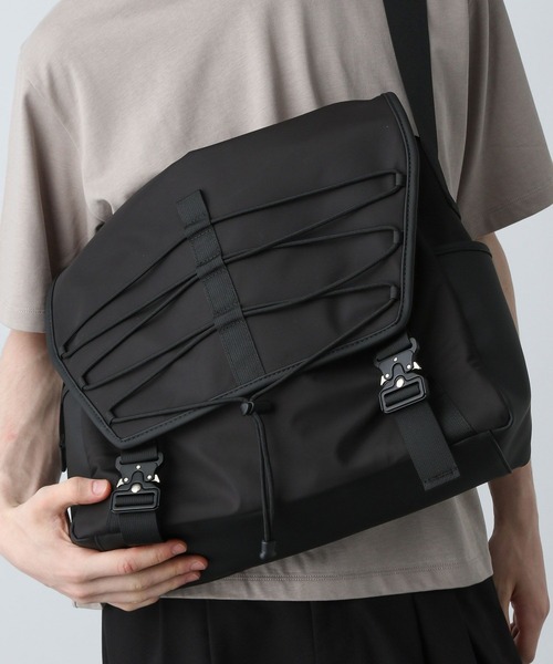 HARE（ハレ）の「メッセンジャーBAG(HARE)（メッセンジャーバッグ・メンズ・ブラック・FREE）」の5枚目の写真