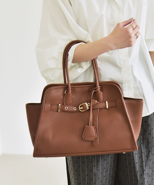 セール】quaranciel: 2way 金具 ベルト スクエア トート バッグ（A4