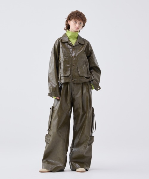soerte(ソエルテ)の「Vintage like military cargo pants ( fake leather )/ヴィンテージライクミリタリーカーゴパンツ(合成皮革)(カーゴパンツ・メンズ・ブラック/カーキ・1/3/2)」の14枚目の写真