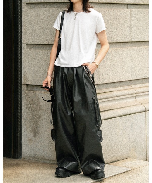 【soerte】Vintage like military cargo pant Vintage like military cargo pants ( fake leather )/ヴィンテージ