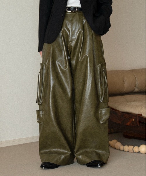 Vintage like military cargo pants ( fake leather )/ヴィンテージ
