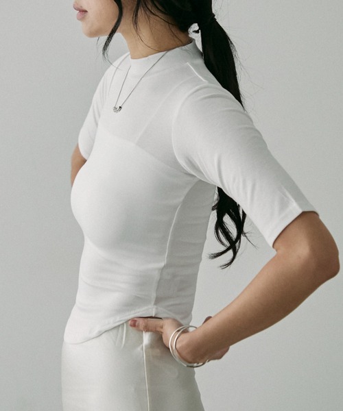 NUJOH(ヌゾ)の「Shear Summer Turtleneck / シアー サマー タートルネック(Tシャツ/カットソー・レディース・ホワイト/ブラック・FREE)」の6枚目の写真