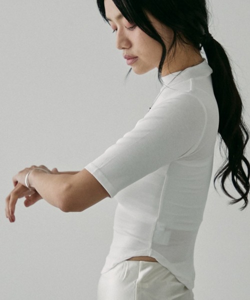 NUJOH(ヌゾ)の「Shear Summer Turtleneck / シアー サマー タートルネック(Tシャツ/カットソー・レディース・ホワイト/ブラック・FREE)」の16枚目の写真