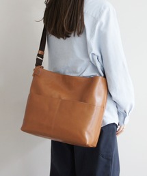 TIDEWAY（タイドウェイ）の「OIL SHRINK SHOULDER L/ TYP A4（ショルダーバッグ）」