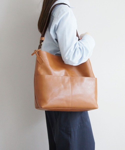 TIDEWAY（タイドウェイ）の「OIL SHRINK SHOULDER L/ TYP A4（ショルダーバッグ・メンズ・アッシュグレー/ブラック/ブラウン・FREE）」の15枚目の写真