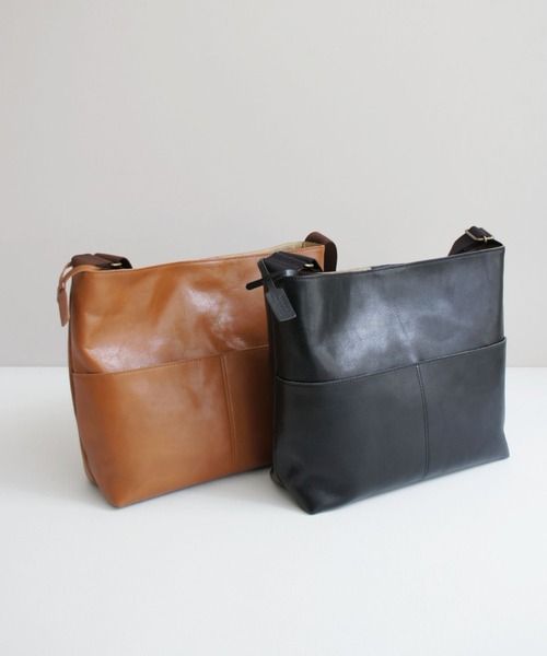 TIDEWAY（タイドウェイ）の「OIL SHRINK SHOULDER L/ TYP A4（ショルダーバッグ・メンズ・アッシュグレー/ブラック/ブラウン・FREE）」の12枚目の写真