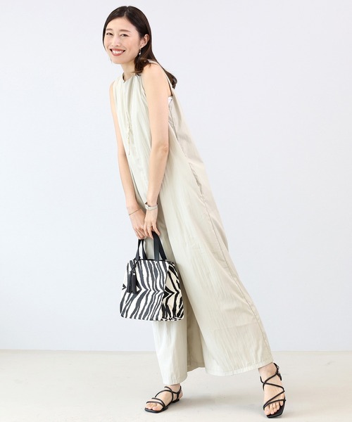 Aletta vita(アレッタビータ)の「シワ加工バックスリットサロペット(サロペット/オーバーオール・レディース・スミクロ/ベージュ・M)」の13枚目の写真