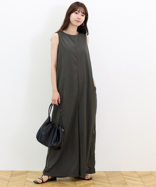 Aletta vita(アレッタビータ)の「シワ加工バックスリットサロペット(サロペット/オーバーオール・レディース・スミクロ/ベージュ・M)」の3枚目の写真