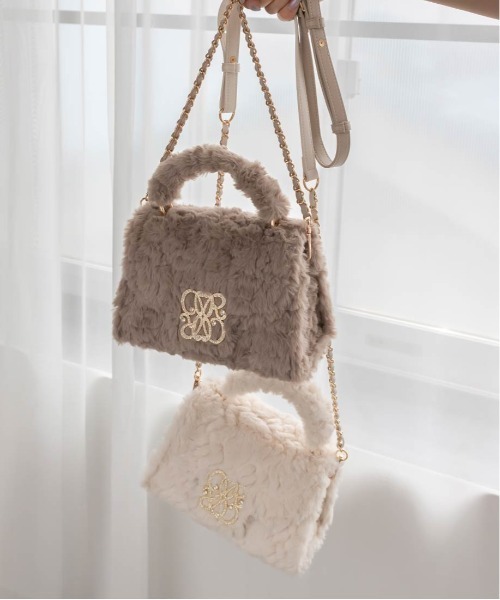 RANDA（ランダ）の「2WAY モノグラムショルダーファーバッグ（ショルダーバッグ・レディース・グレー/ベージュ/ピンク/アイボリー・FREE）」の10枚目の写真