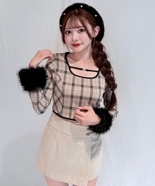 NOMAE（ノーマエ）の「ファーカフスバックリボントップス（Tシャツ/カットソー・レディース・ブラック系その他/ベージュ系その他/グレー系その他・FREE）」の16枚目の写真