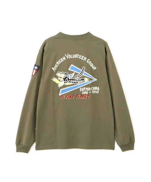 AVIREX（アヴィレックス）の「EMB FLYING TIGER L/S T-SHIRT / フライングタイガー 長袖刺繍Tシャツ / AVIREX / アヴィレックス（Tシャツ/カットソー・メンズ・ホワイト/オリーブ/ブラック・XX-LARGE/X-LARGE/LARGE/MEDIUM）」の8枚目の写真