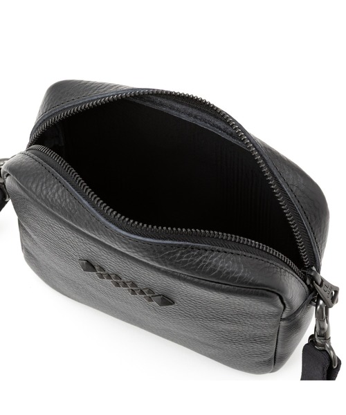 CALEE（キャリー）の「BALCK STUDS LEATHER SHOULDER BAG ＜EXCLUSIVE＞（ショルダーバッグ・メンズ・ブラック×ブラック・FREE）」の5枚目の写真