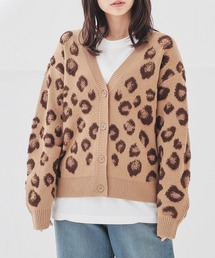 総柄Vネックカーディガン