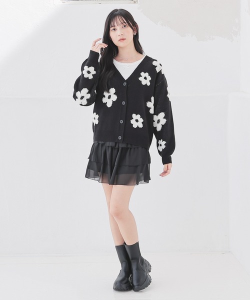 Honeys（ハニーズ）の「総柄Ｖネックカーディガン（カーディガン/ボレロ・レディース・ブラック系その他/レオパード/ベージュ系その他/ピンク系その他/ブルー系その他3・LL/S/M/L）」の12枚目の写真