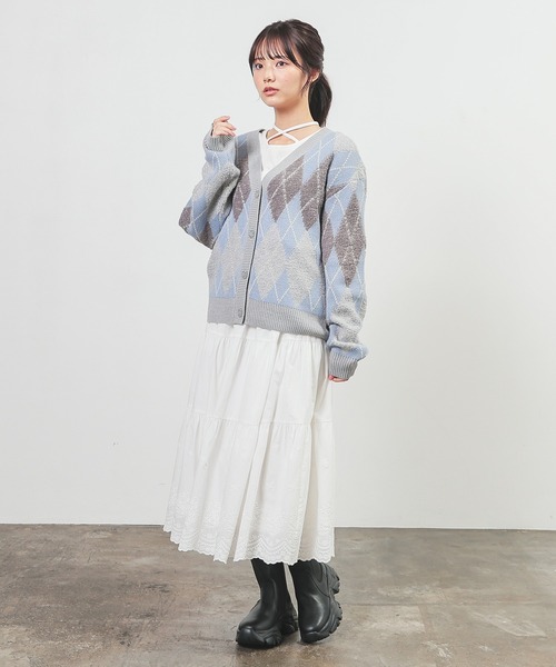 Honeys（ハニーズ）の「総柄Ｖネックカーディガン（カーディガン/ボレロ・レディース・ブラック系その他/レオパード/ベージュ系その他/ピンク系その他/ブルー系その他3・LL/S/M/L）」の15枚目の写真