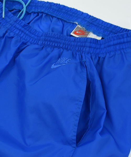 LABORATORY R（ラボラトリーアール）の「【USED】80's NIKE ナイロントラックパンツ（スウェットパンツ・メンズ・ブルー・LARGE）」の3枚目の写真