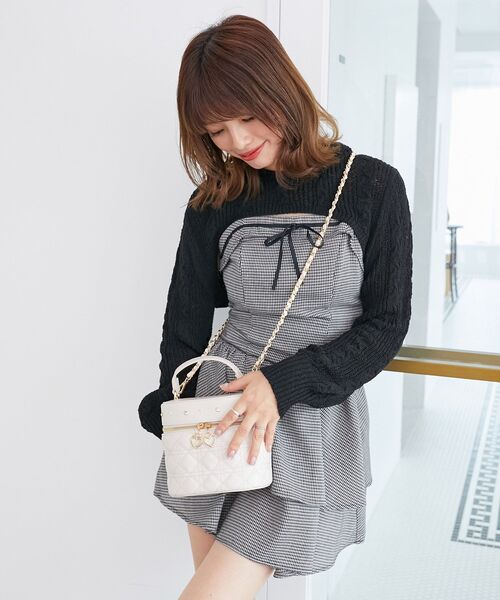 MAJESTIC LEGON（マジェスティックレゴン）の「ビジューキルティングバニティ（ショルダーバッグ・レディース・ピンク/アイボリー/ブラック・FREE）」の20枚目の写真