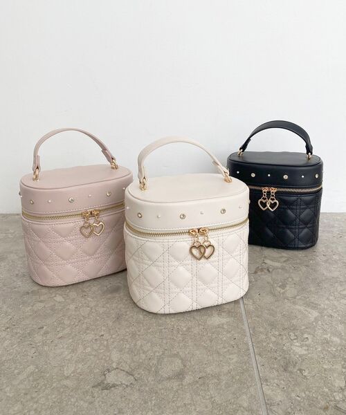 MAJESTIC LEGON（マジェスティックレゴン）の「ビジューキルティングバニティ（ショルダーバッグ・レディース・ピンク/アイボリー/ブラック・FREE）」の5枚目の写真