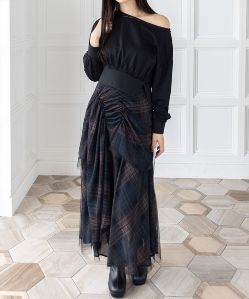 CLEAR BASIC（クリアベーシック）の「【低身長用サイズ有】シャーリング切替アシンメトリーチュールスカート［大人 カジュアル 着回し力抜群］≪AW新作≫（スカート・レディース・ネイビー/ブラウン・F/PF）」の3枚目の写真