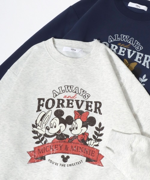 Disney(ディズニー)の「Disney/ディズニー 裏起毛 ミッキー ミニー フロント刺繍 ヴィンテージカスレプリントスウェット トレーナー(スウェット・レディース・ベージュ/ライトピンク/サックスブルー/ブラック/グレー/チャコール/ネイビー/ブラウン/オートミール/レッド/ブラック系その他/ブルー系その他・L/M)」の8枚目の写真