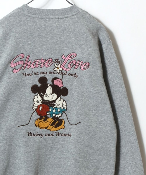 Disney(ディズニー)の「Disney/ディズニー 裏起毛 ミッキー ミニー フロント刺繍 ヴィンテージカスレプリントスウェット トレーナー(スウェット・レディース・ベージュ/ライトピンク/サックスブルー/ブラック/グレー/チャコール/ネイビー/ブラウン/オートミール/レッド/ブラック系その他/ブルー系その他・L/M)」の16枚目の写真