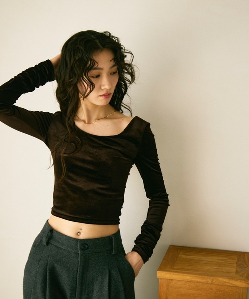 Gathered cuff back open top with cups / カップ付ギャザーカフバック