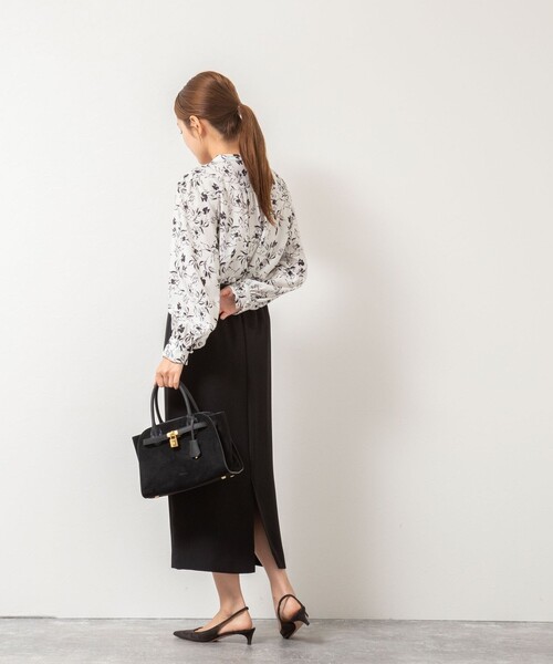 NOLLEY’S Sophi(ノーリーズソフィ)の「ウォッシャブルジョーゼットVネックブラウス(シャツ/ブラウス・レディース・ベビーピンク/オフホワイト/ホワイト系その他2・36/38)」の11枚目の写真