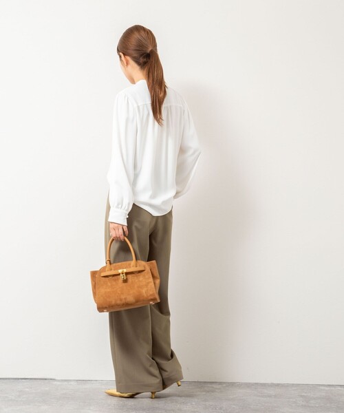 NOLLEY’S Sophi(ノーリーズソフィ)の「ウォッシャブルジョーゼットVネックブラウス(シャツ/ブラウス・レディース・ベビーピンク/オフホワイト/ホワイト系その他2・36/38)」の14枚目の写真