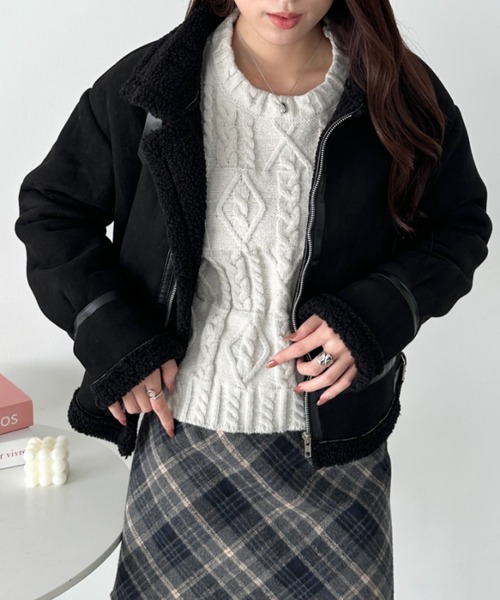 CLEA（クレア）の「ヴィンテージライクムートンジャケット（ブルゾン・レディース・ブラック/アイボリー/ブラウン/キャメル・FREE）」の14枚目の写真