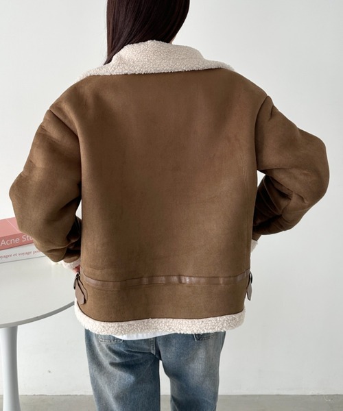 CLEA（クレア）の「ヴィンテージライクムートンジャケット（ブルゾン・レディース・ブラック/アイボリー/ブラウン/キャメル・FREE）」の21枚目の写真