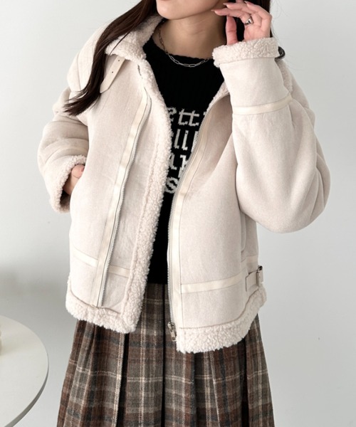 CLEA（クレア）の「ヴィンテージライクムートンジャケット（ブルゾン・レディース・ブラック/アイボリー/ブラウン/キャメル・FREE）」の8枚目の写真