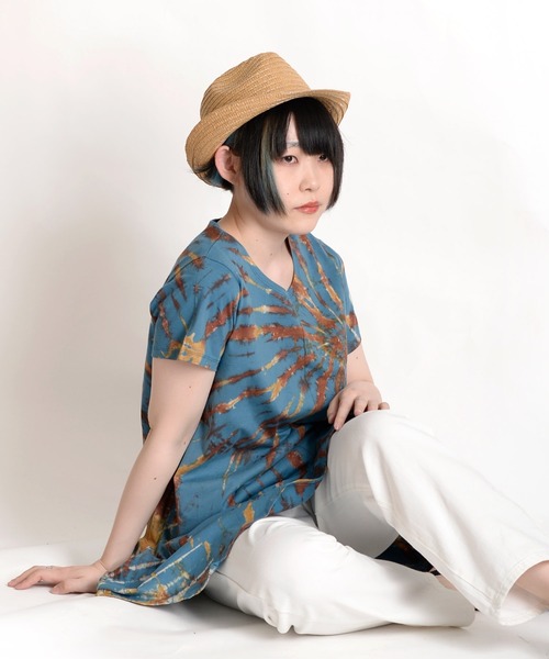 MARAI(マーライ)の「タイダイ染半袖チュニックカットソー(チュニック・レディース・A/B/D/C・FREE)」の5枚目の写真