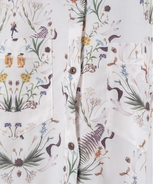 bedsidedrama（ベットサイドドラマ）の「Dance In The Garden Cape Shirt（シャツ/ブラウス・レディース・ナチュラル/ブラック・1/2）」の13枚目の写真