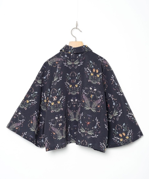 bedsidedrama（ベットサイドドラマ）の「Dance In The Garden Cape Shirt（シャツ/ブラウス・レディース・ナチュラル/ブラック・1/2）」の15枚目の写真